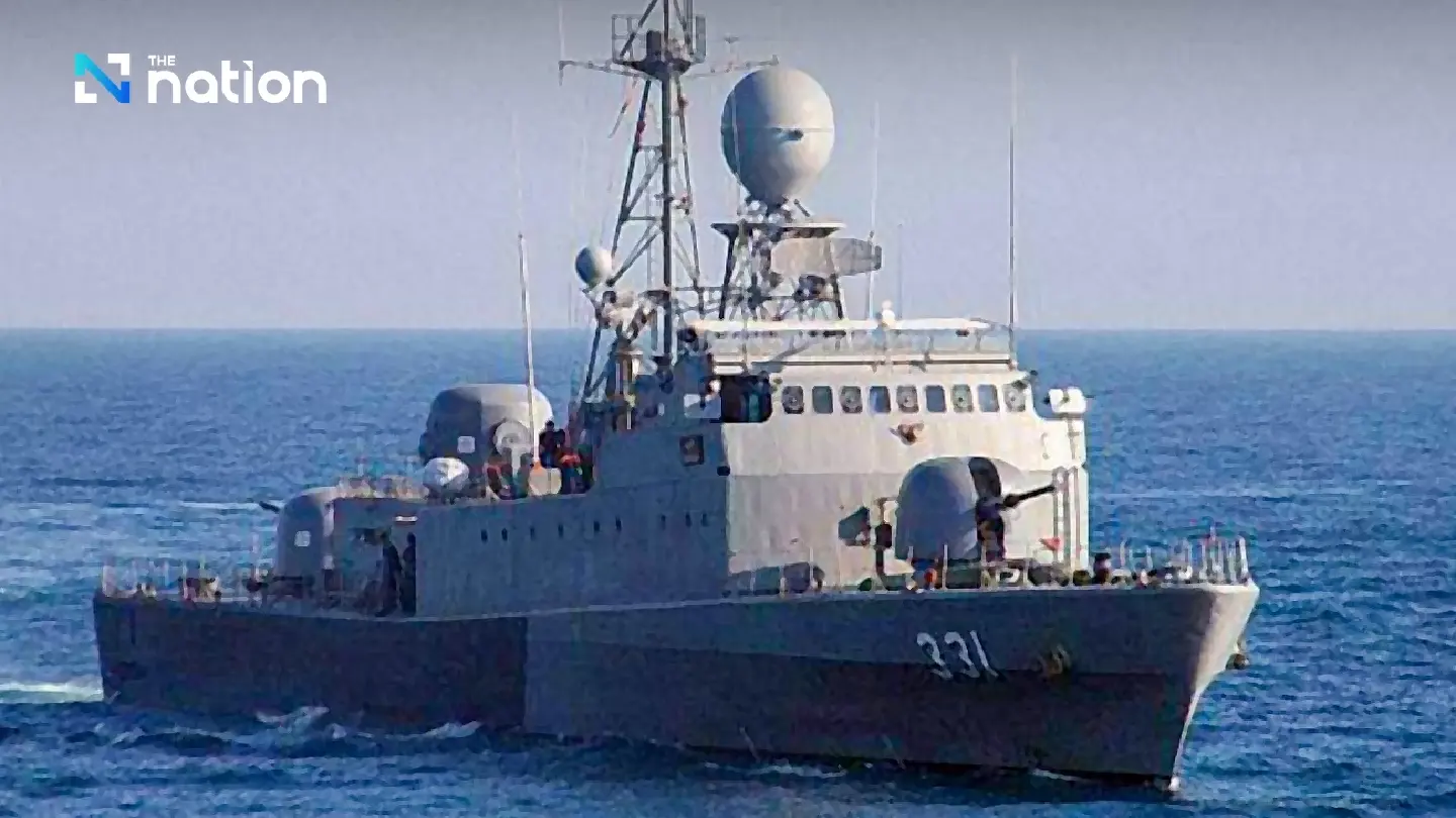 Thai Navy warship accidentally fires at frigate, wounding nine sailors - Photo 4