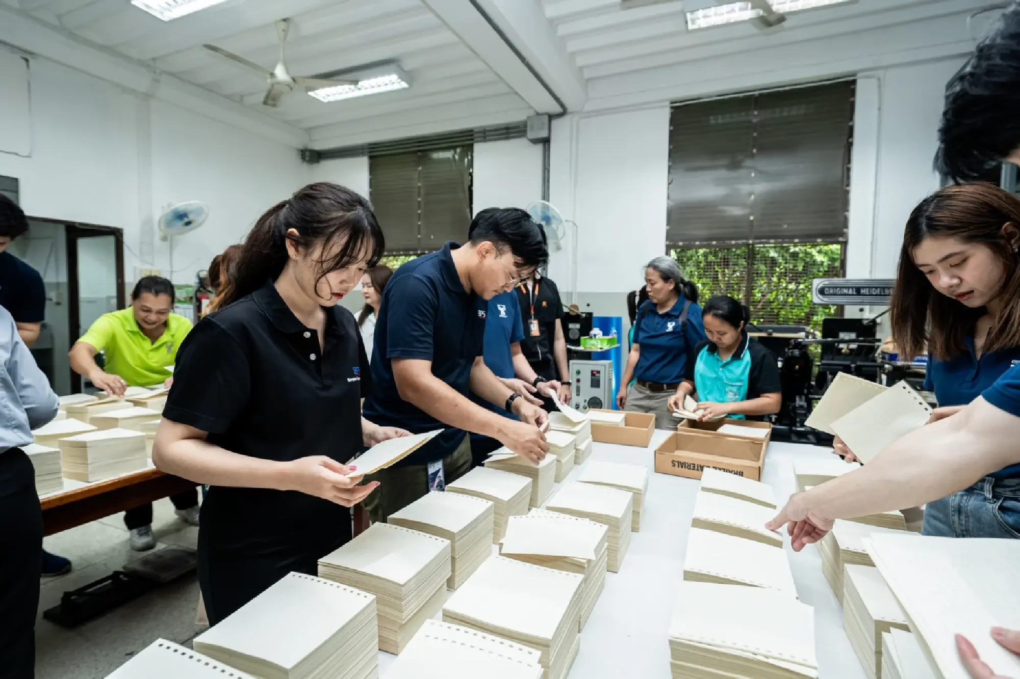 BTS Blind - Photo 9