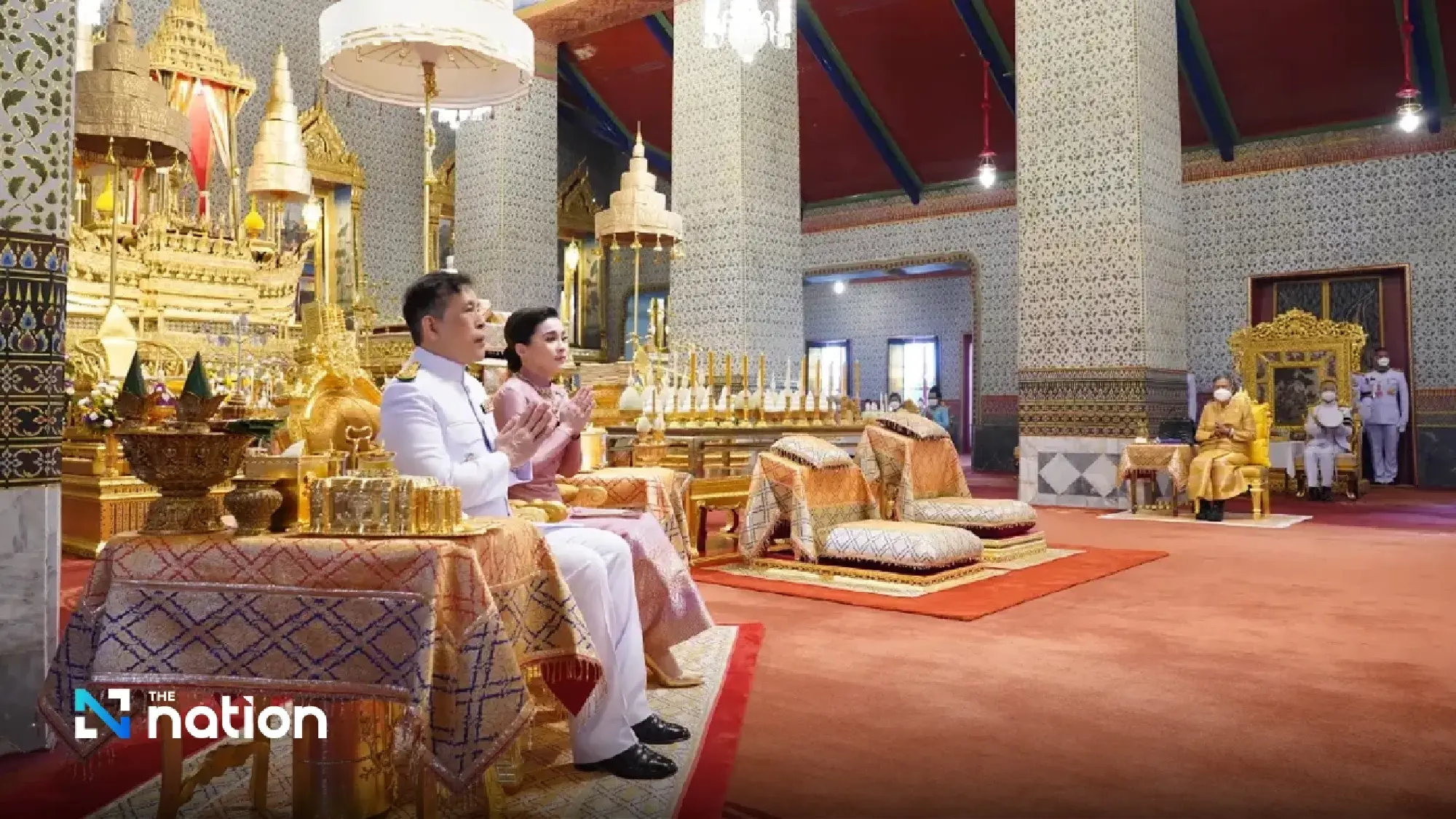 Their Majesties attend Songkran rites and rituals at Grand Palace - Photo 9