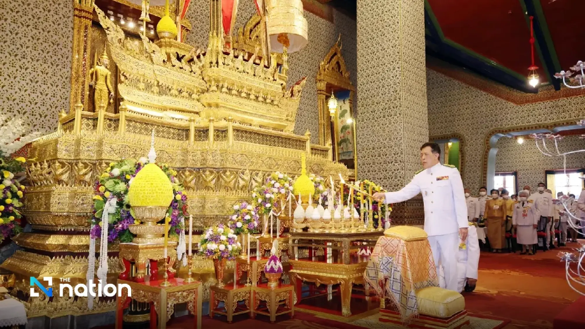 Their Majesties attend Songkran rites and rituals at Grand Palace - Photo 8