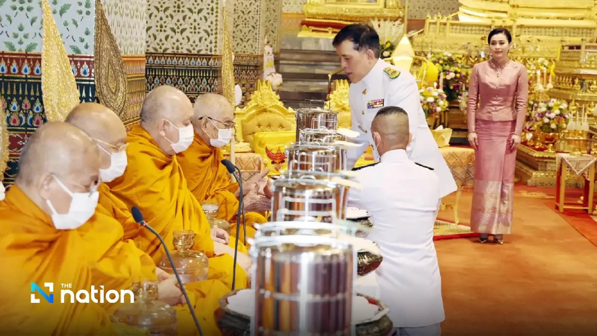 Their Majesties attend Songkran rites and rituals at Grand Palace - Photo 6