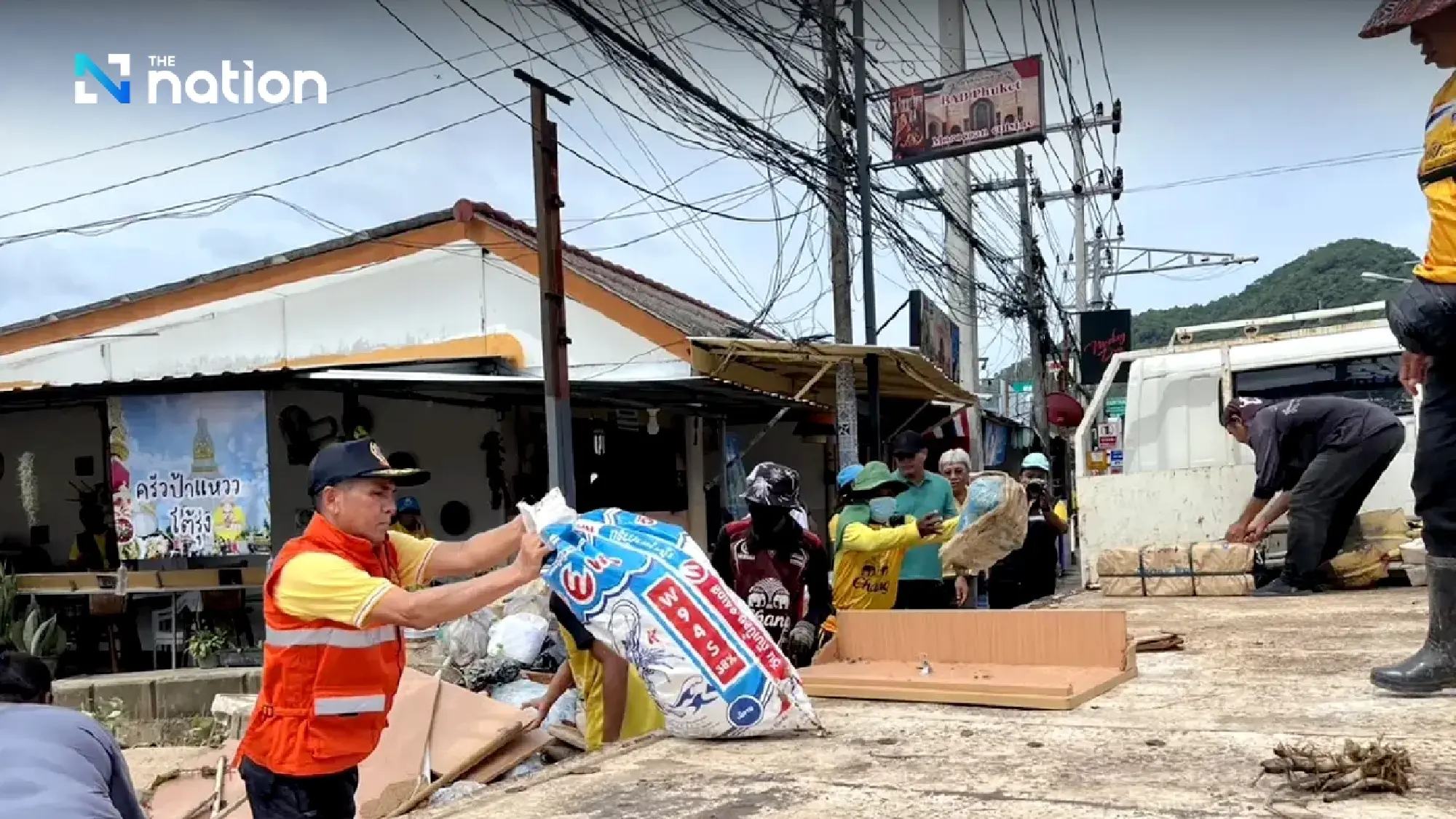 Phuket bounces back: Governor leads big clean after torrential rains inundate island - Photo 2