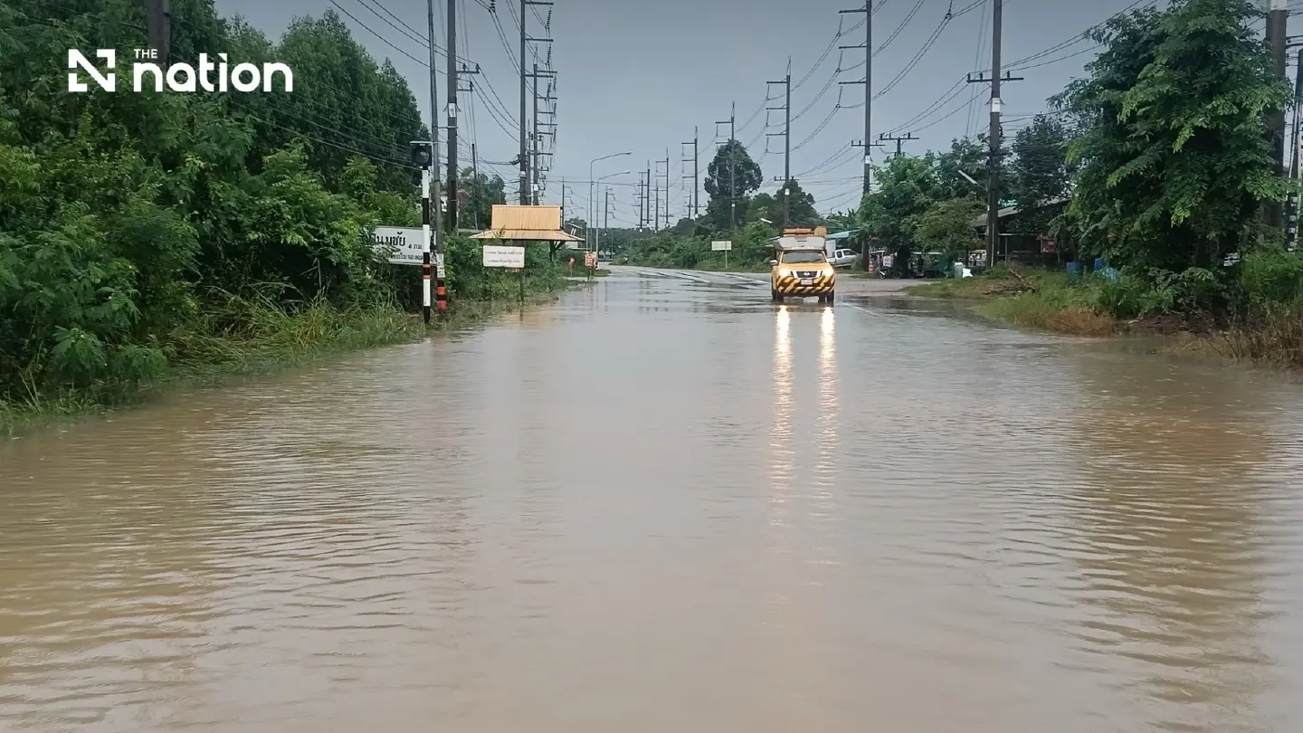 Floods hit 228 highway locations across 26 Thai provinces - Photo 1