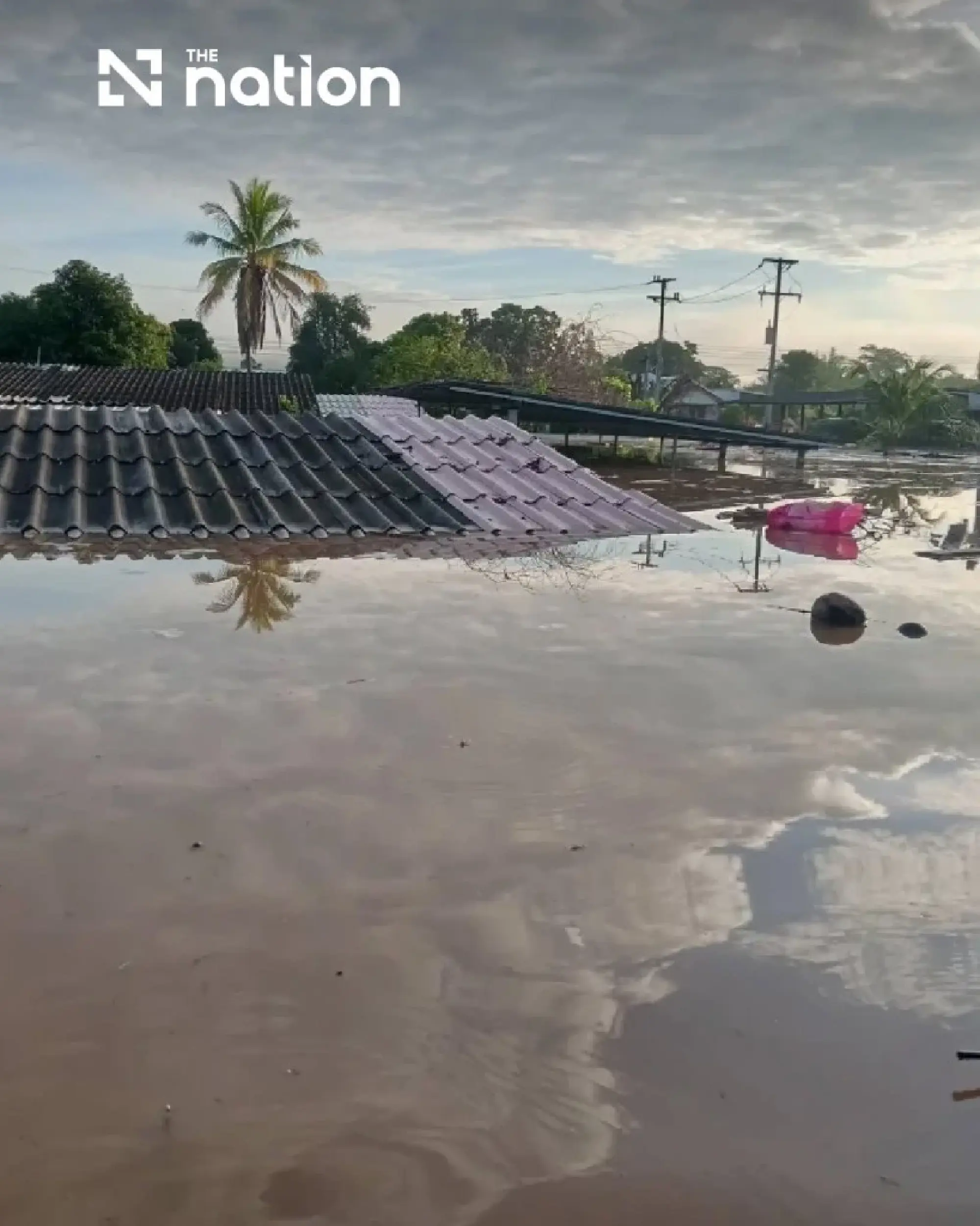 Kanchanaburi flood crisis deepens as homes go underwater - Photo 2