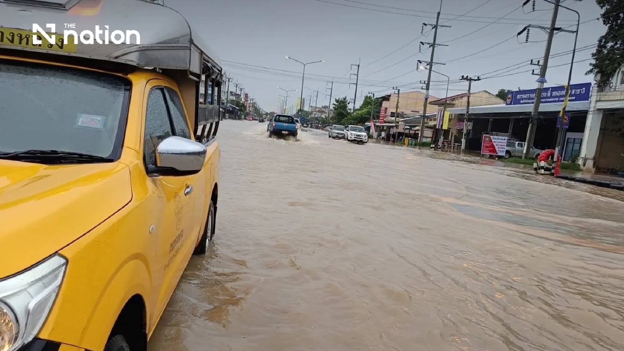Floods hit 228 highway locations across 26 Thai provinces - Photo 6