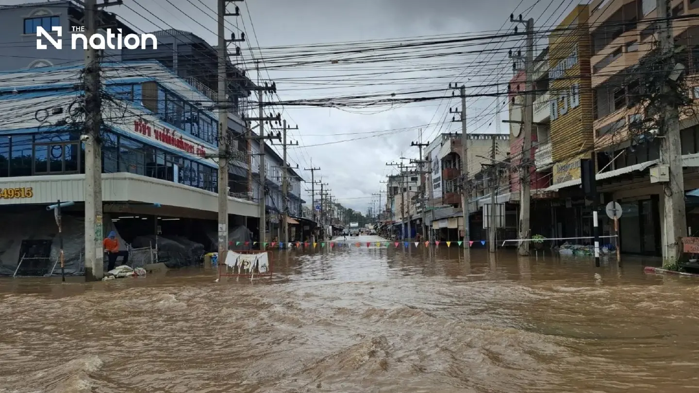 Floods hit 228 highway locations across 26 Thai provinces - Photo 3