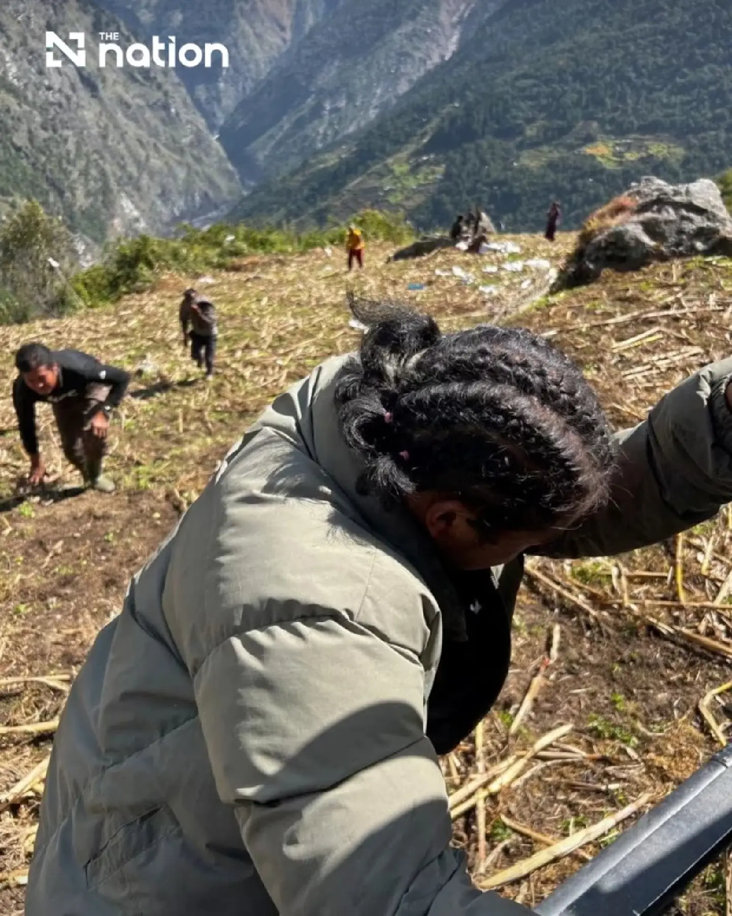 Nepal flood cuts off trails for over 100 foreign trekkers - Photo 2