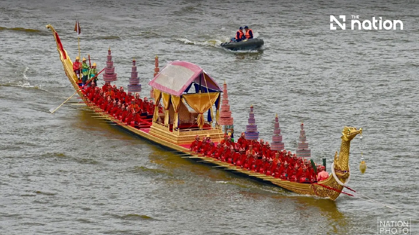 Thai navy holds second full-dress Royal Barge Procession rehearsal - Photo 2