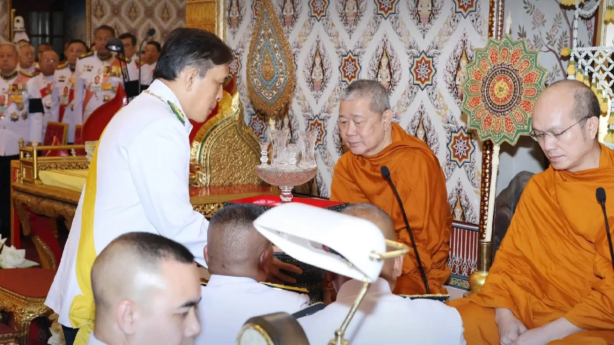 Their Majesties mark first anniversary of Queen Sirikit's passing - Photo 10