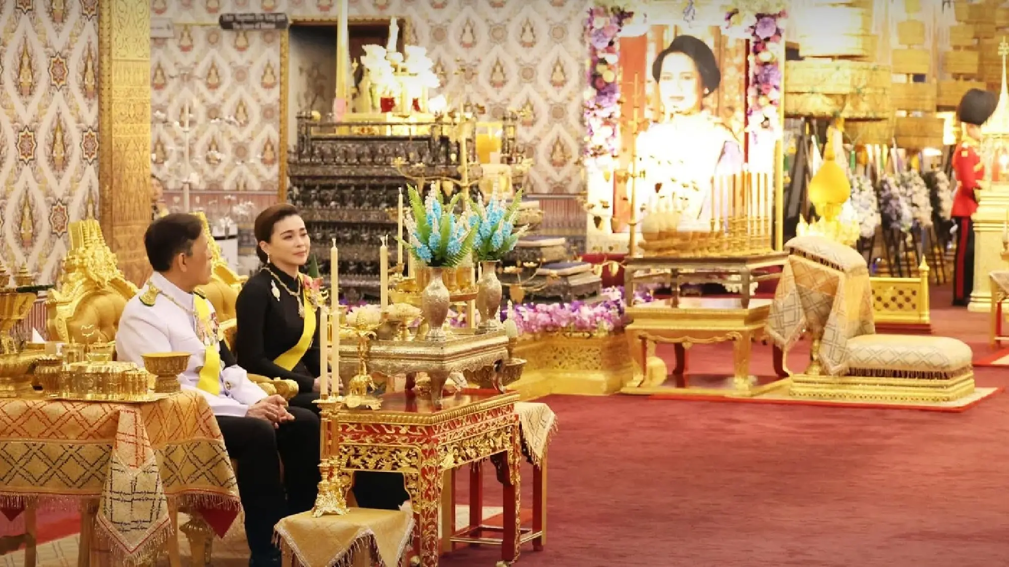 Their Majesties mark first anniversary of Queen Sirikit's passing - Photo 11