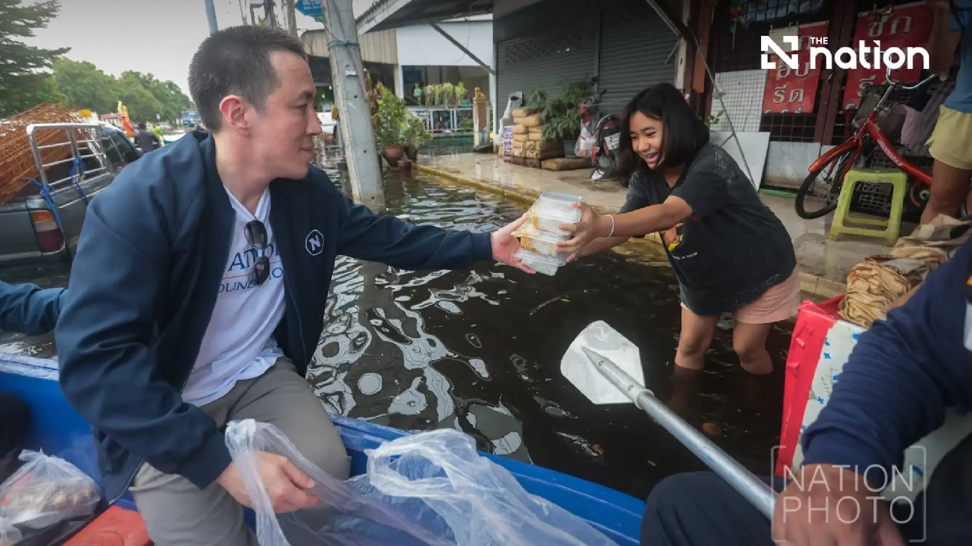Nation Foundation aids 3 flood-hit Bangkok communities on Oct 3 - Photo 11