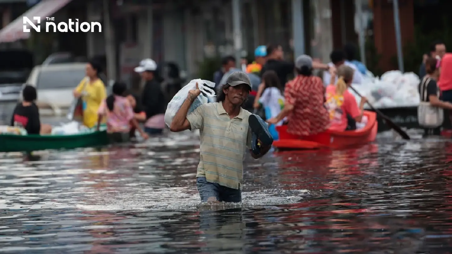 Nation Foundation aids 3 flood-hit Bangkok communities on Oct 3 - Photo 3