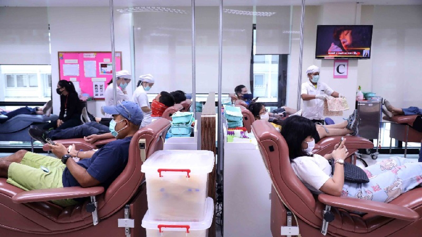 Siriraj calls for blood donations as its supplies run low