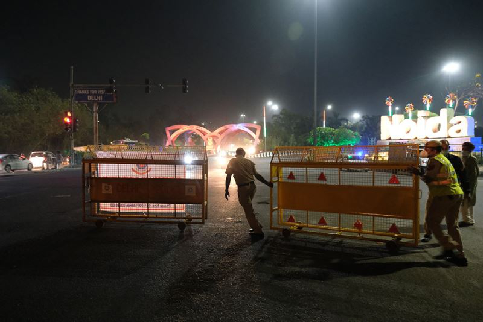 New virus wave sparks fresh worker exodus from Indias cities