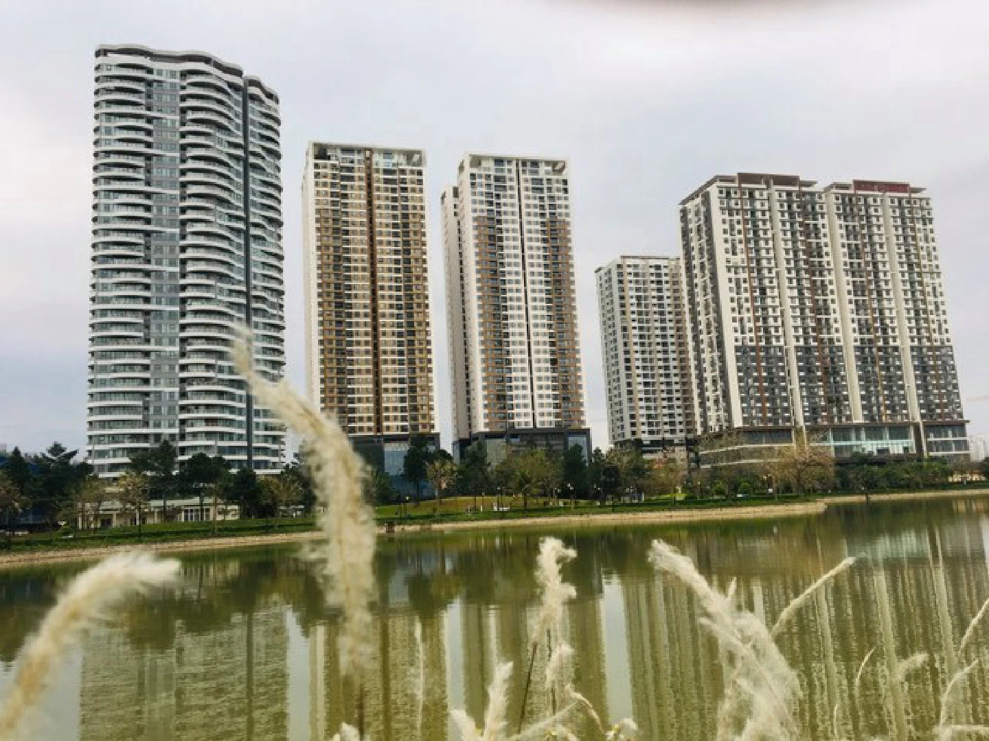 Vietnam’s economic growth likely to expand 6.7 pct in 2021: ADB Vietnam’s economic growth likely to expand 6.7 pct in 2021: ADB