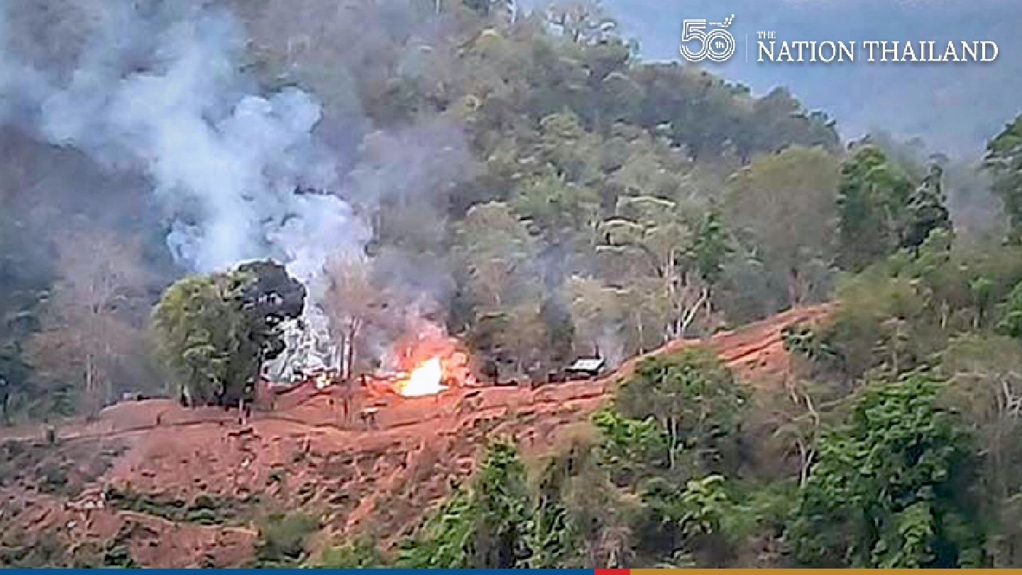 250 Thais flee airstrikes on Myanmar border