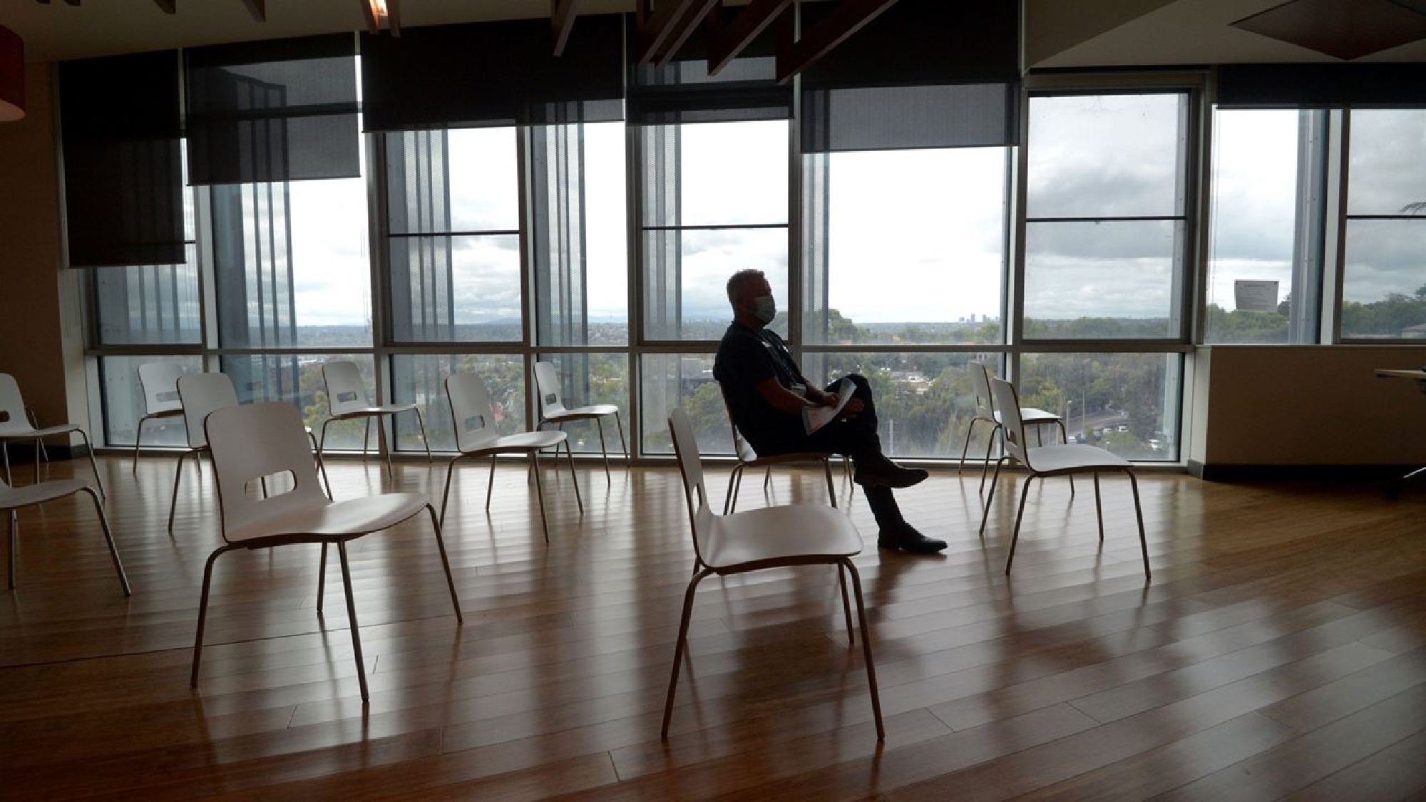 Slow vaccine rollout could keep Australia isolated into 2022