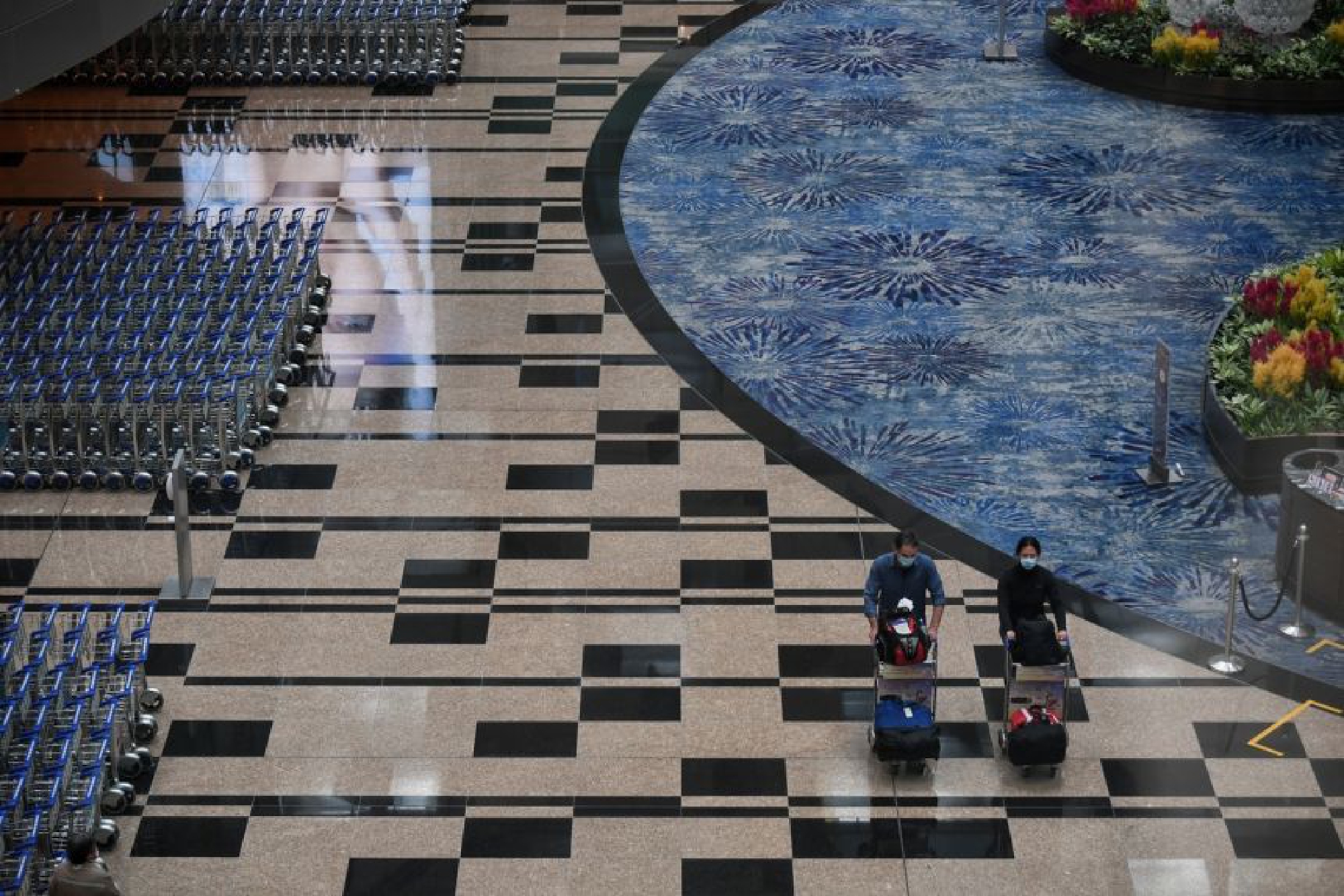 Entry approvals for non-Sporeans, non-PRs travelling from India cut due to Covid-19