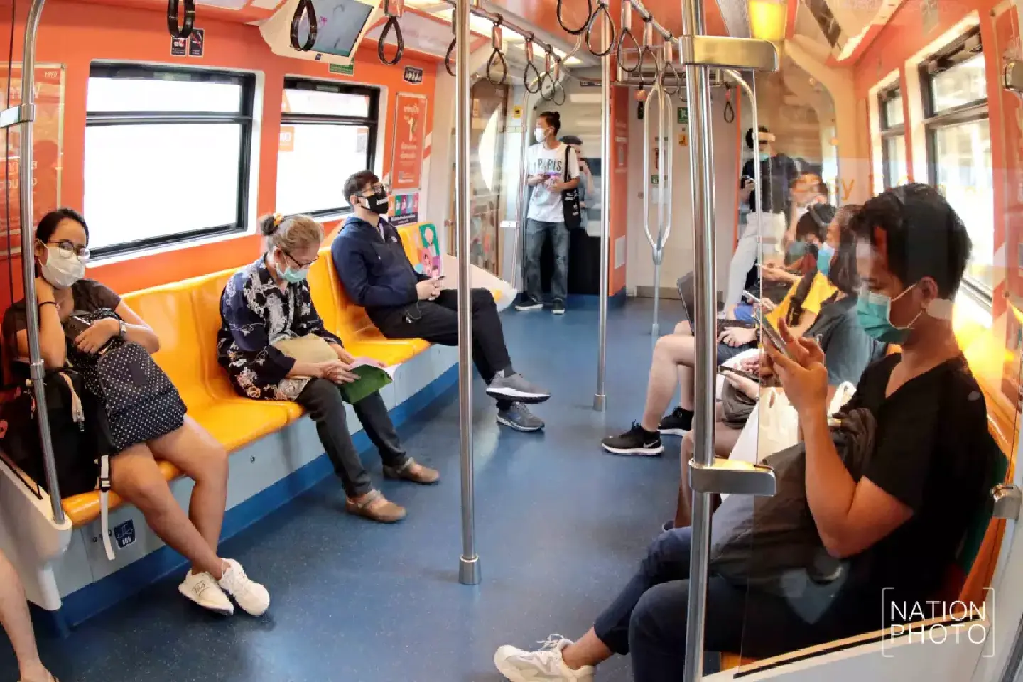99 per cent of Bangkokians wear face masks in public, says survey 99 per cent of Bangkokians wear face masks in public, says survey