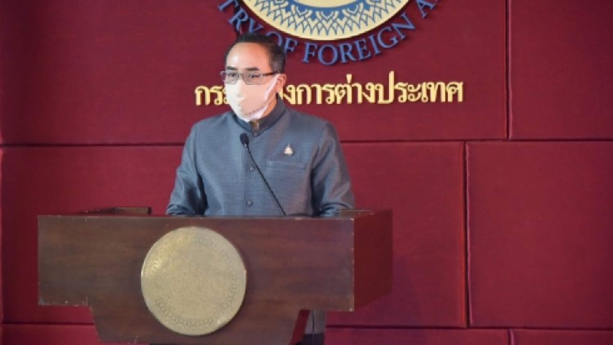 Government restores 14-day quarantine for overseas arrivals, even for vaccinated people