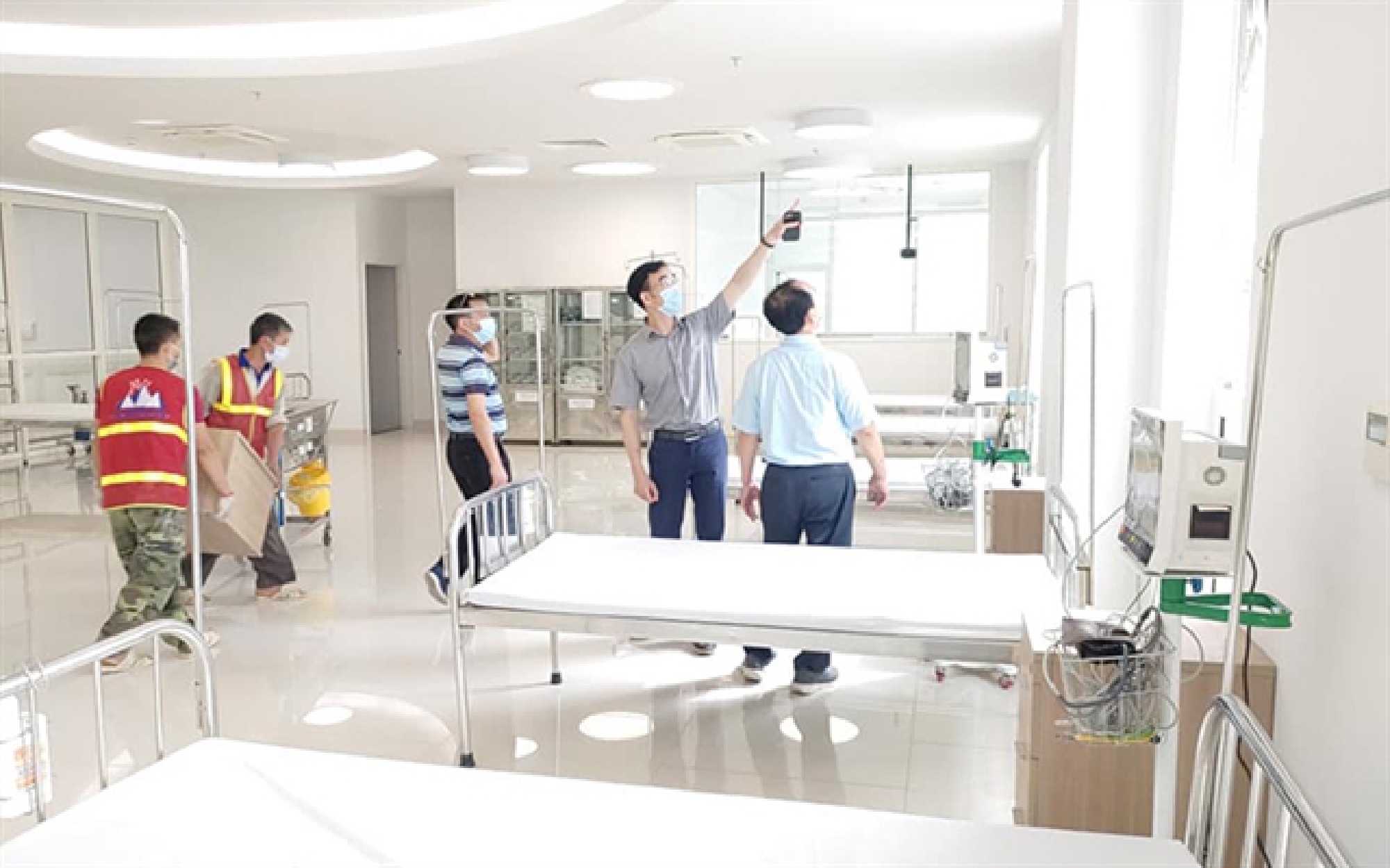 500-bed temporary hospital set up in Hà Nam to treat COVID-19 patients