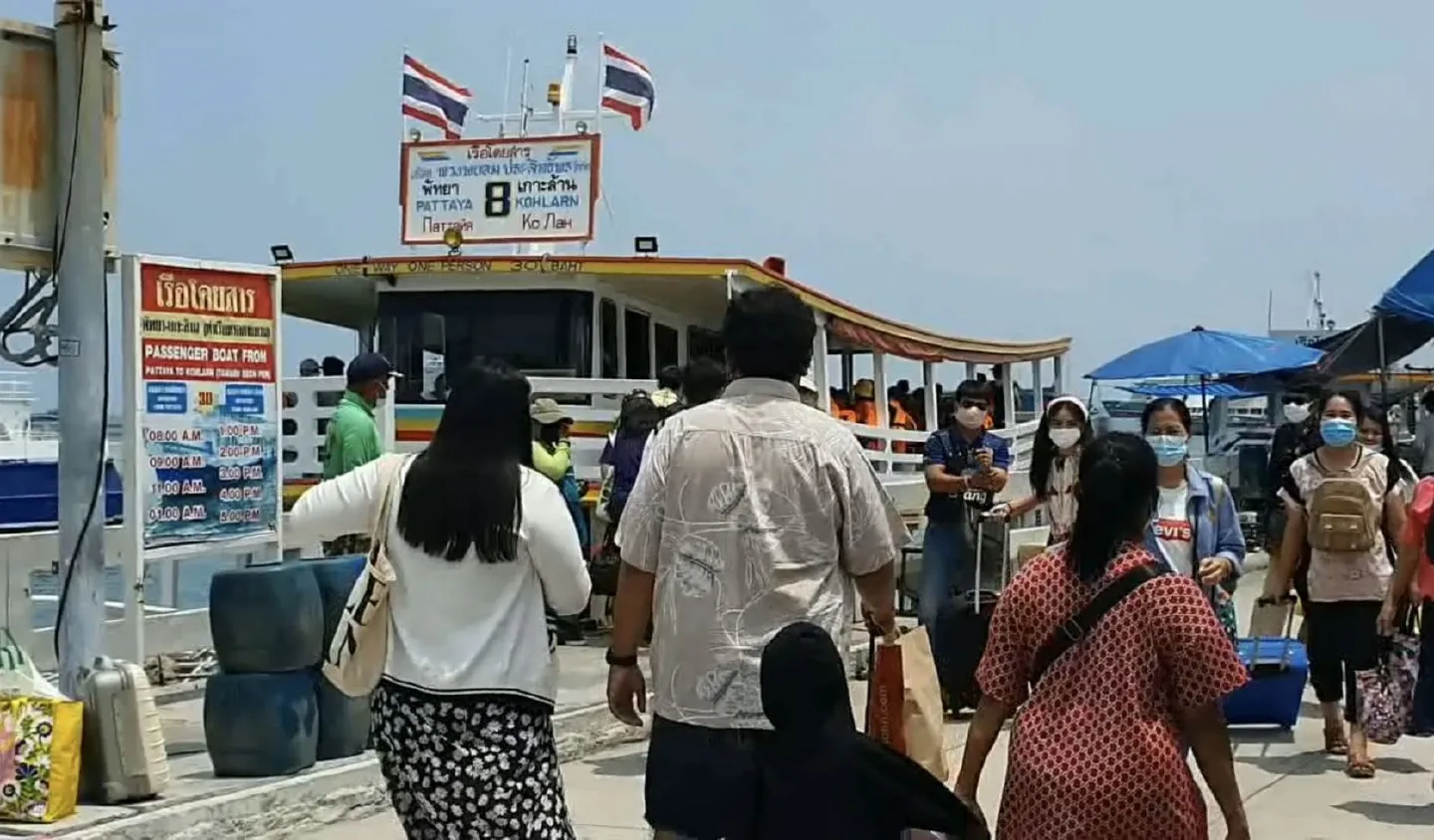 Koh Lan put on lockdown for 15 days to control Covid-19 from spreading