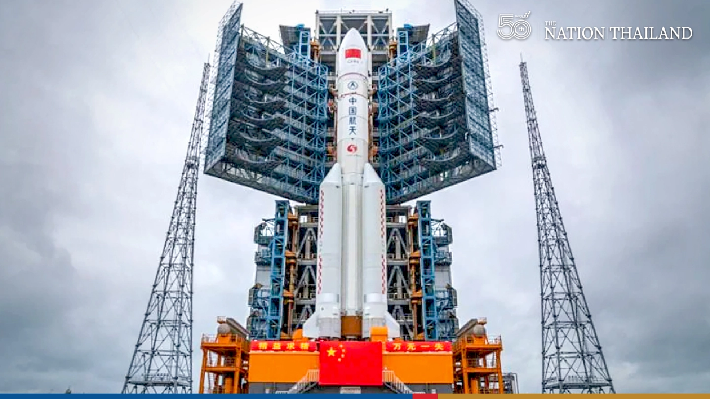 ‘Slim chance’ 20-tonne Chinese rocket could crash to Earth in Thailand ‘Slim chance’ 20-tonne Chinese rocket could crash to Earth in Thailand