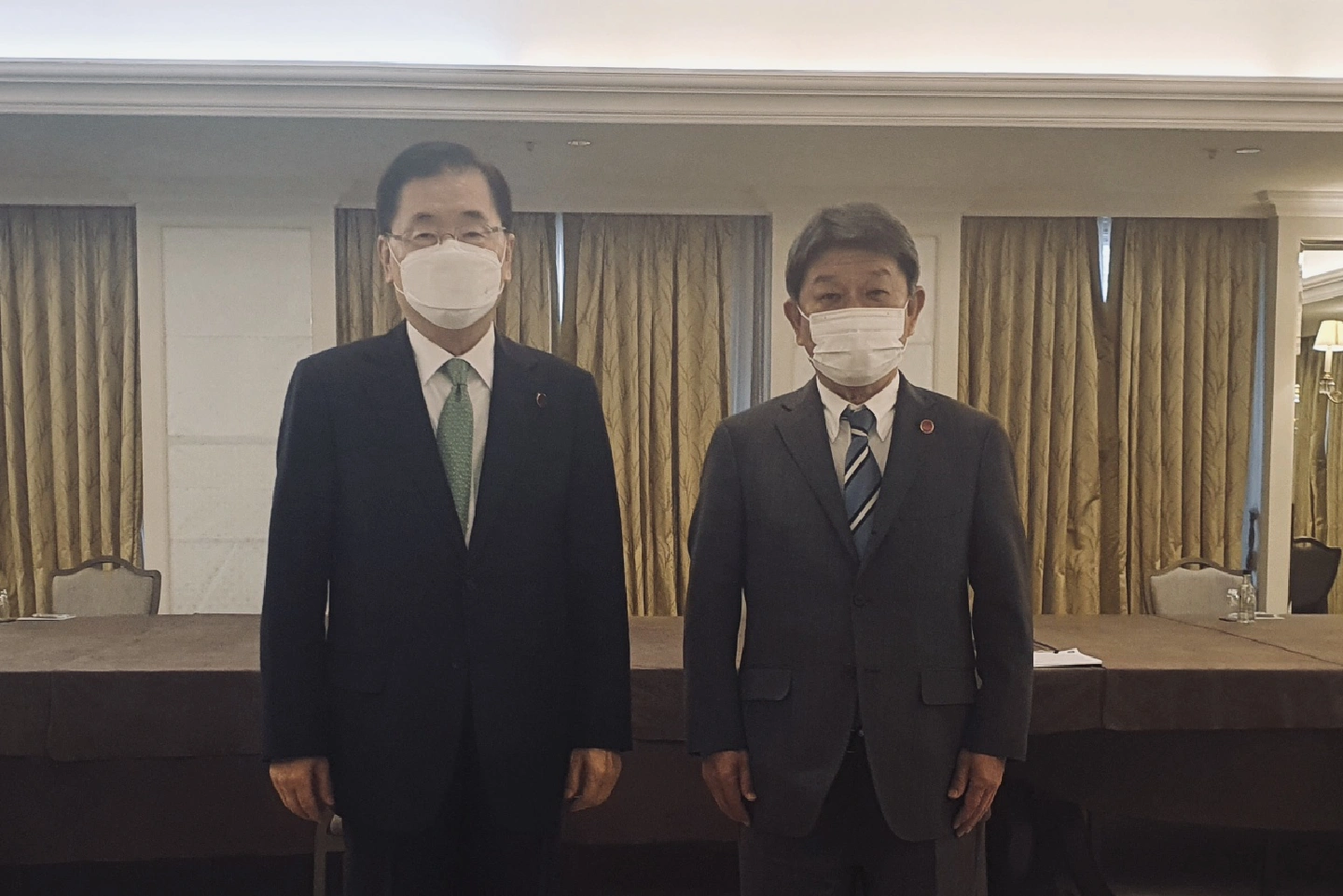 Top Seoul, Tokyo envoys hold talks after yearlong standoff