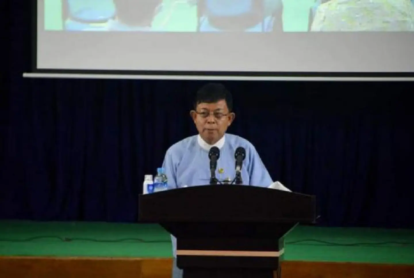 [Myanmar] More than Ks200 billion deposited in banks last week: Central Bank Vice Governor