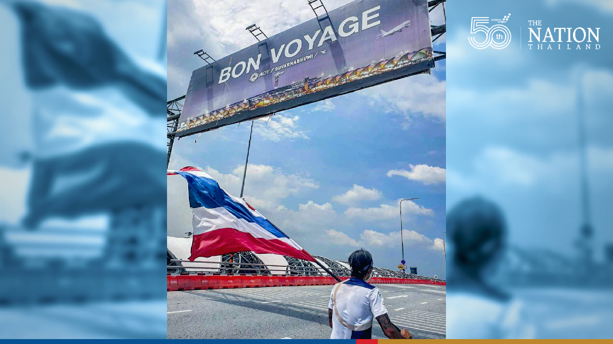 Toon Bodyslam rocks flag on last leg of Thailand’s 4,606km Olympic relay