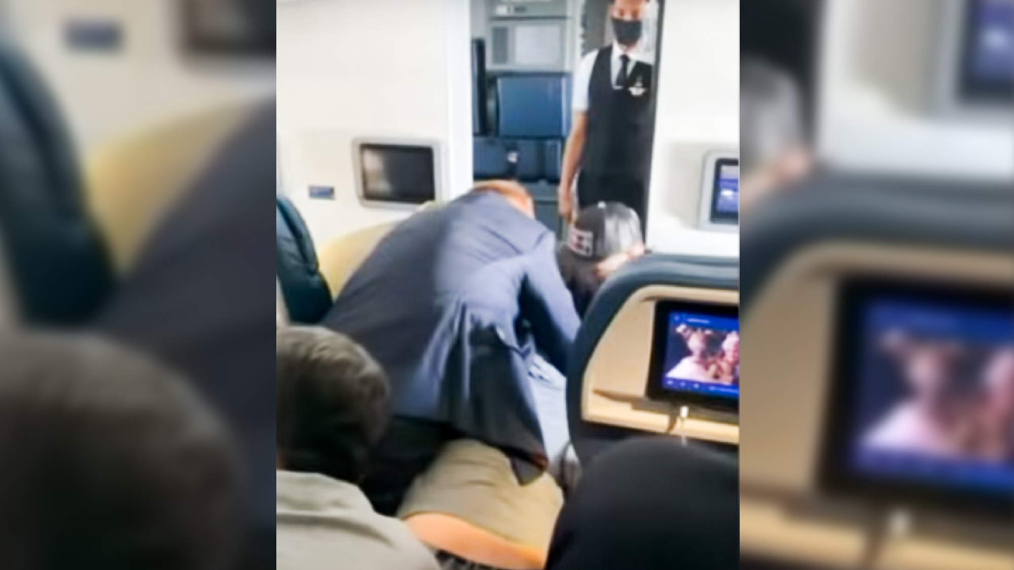 Man accused of trying to breach deck on Delta flight yelled, We need to land this plane, FBI says