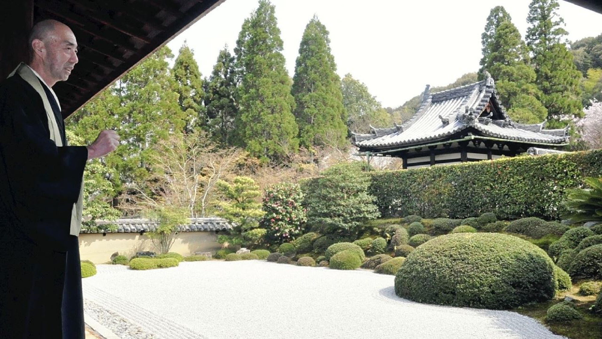 Witty Ikkyu remains most popular monk