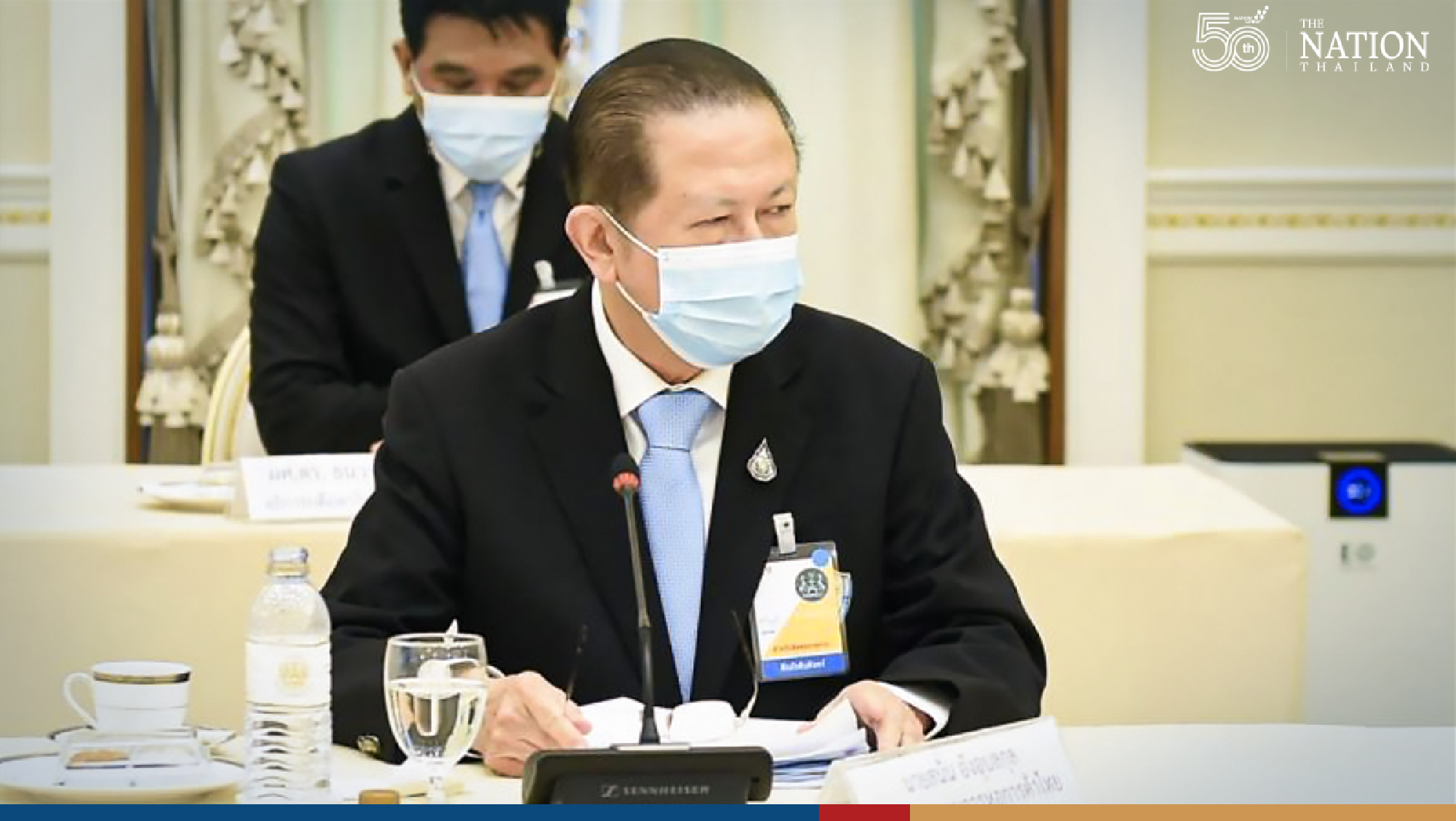 Business leaders push Prayut to lower credit bar for struggling SMEs