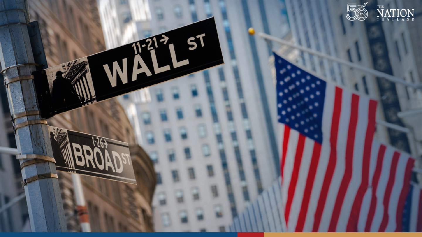 Stocks hit record on bets economy is pushing ahead