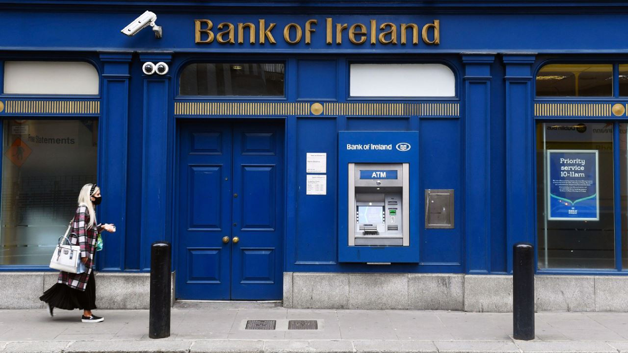 Ireland to sell part of $807 million Bank of Ireland Stake