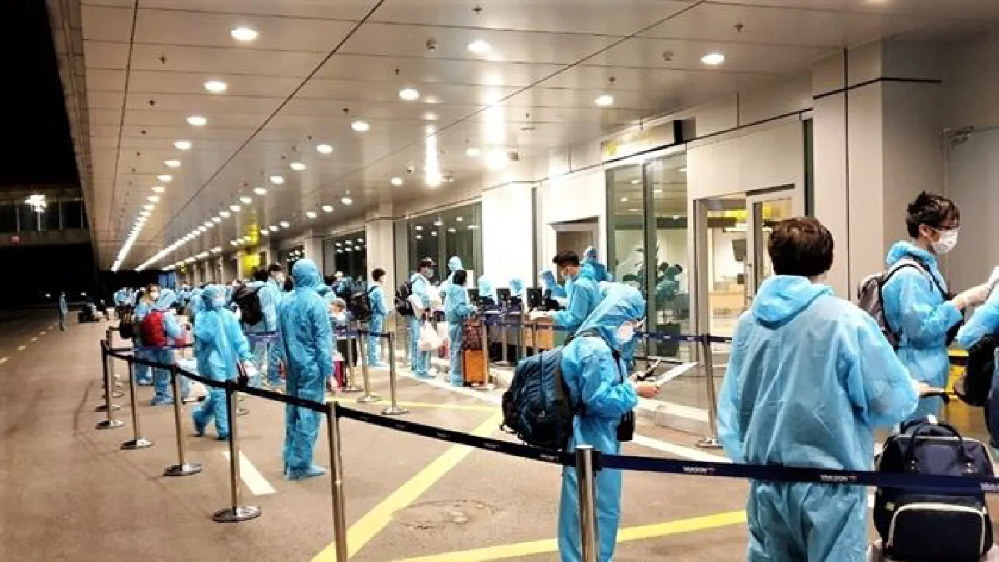 7-day quarantine for fully vaccinated arrivals to be trialled