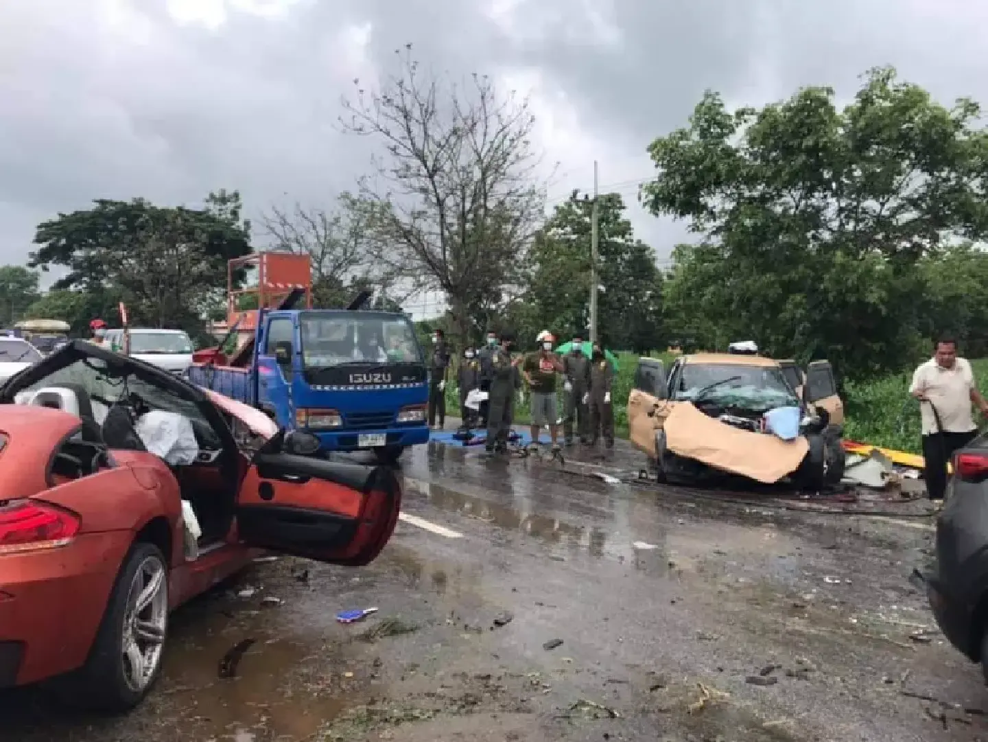 Three killed in car collision in Phetchabun