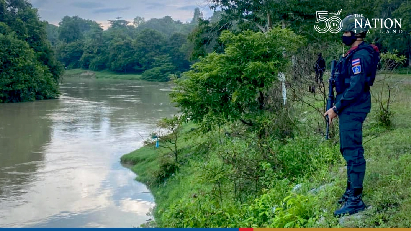 Border patrols at Golok River beefed up after Malaysia lockdown Border patrols at Golok River beefed up after Malaysia lockdown