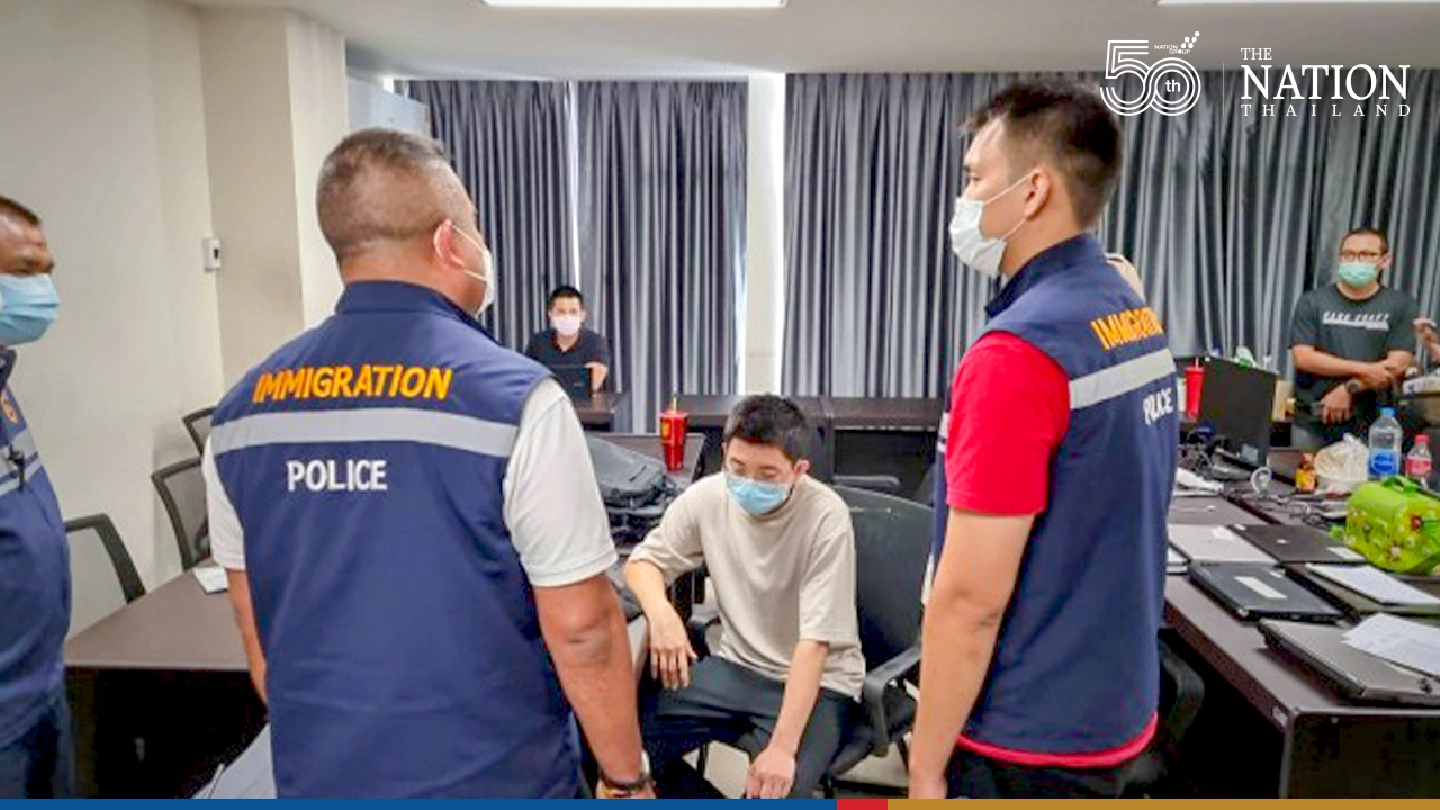 Loan shark gang run by Chinese national busted in Nonthaburi