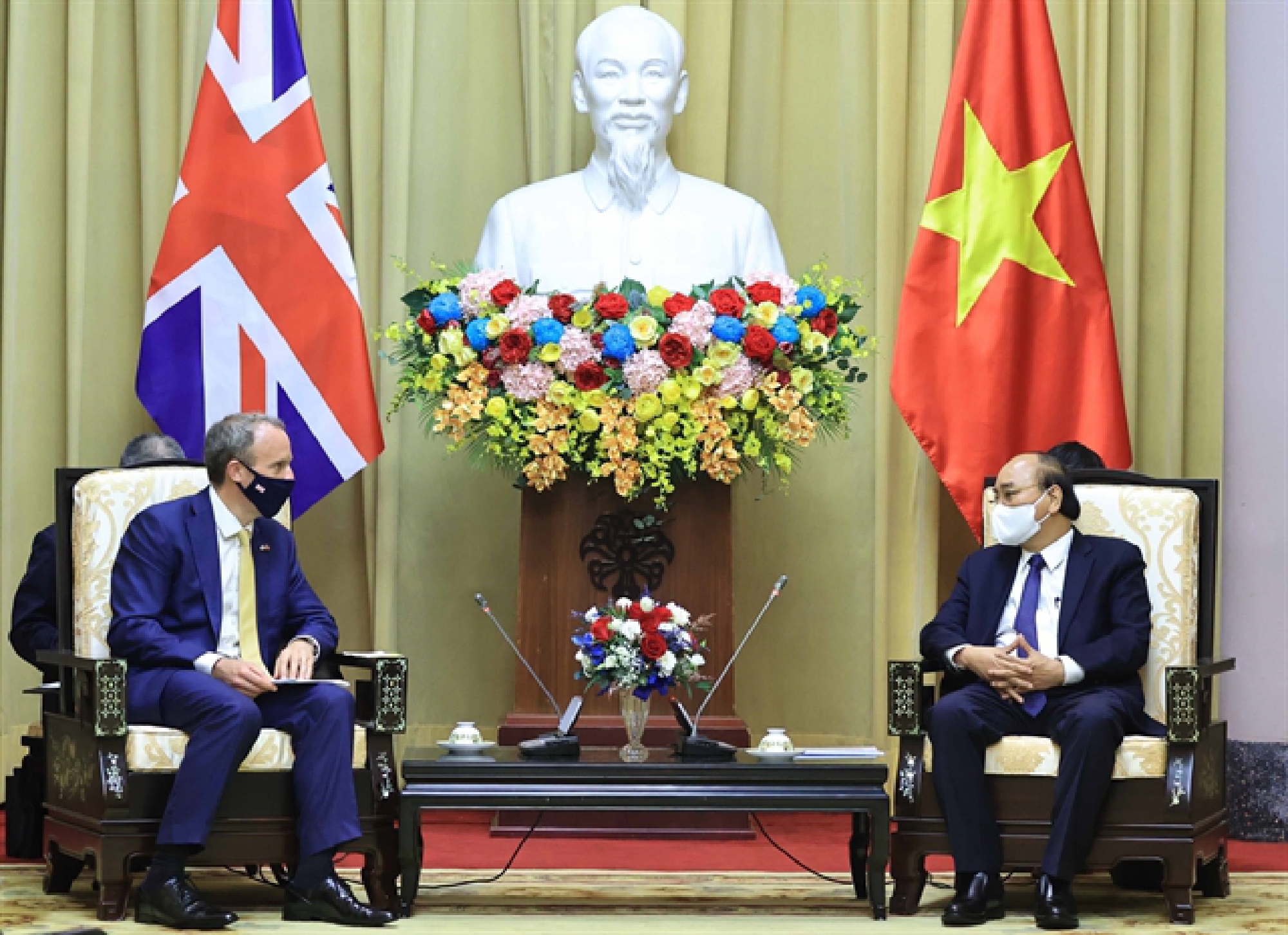 President Phúc urges deepening Vietnam-UK strategic partnership