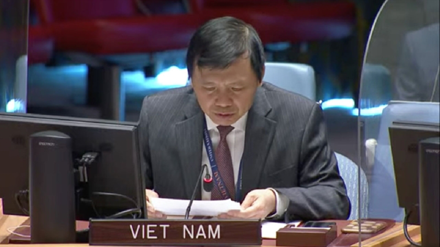 Vietnam worried about continued violence, extreme racial discrimination Vietnam worried about continued violence, extreme racial discrimination