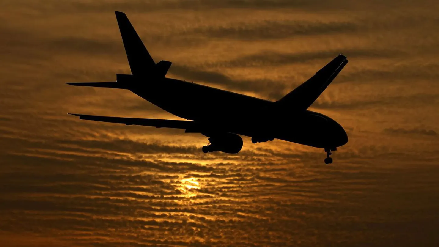 Airline industry to weigh goal of net-zero emissions by 2050 Airline industry to weigh goal of net-zero emissions by 2050