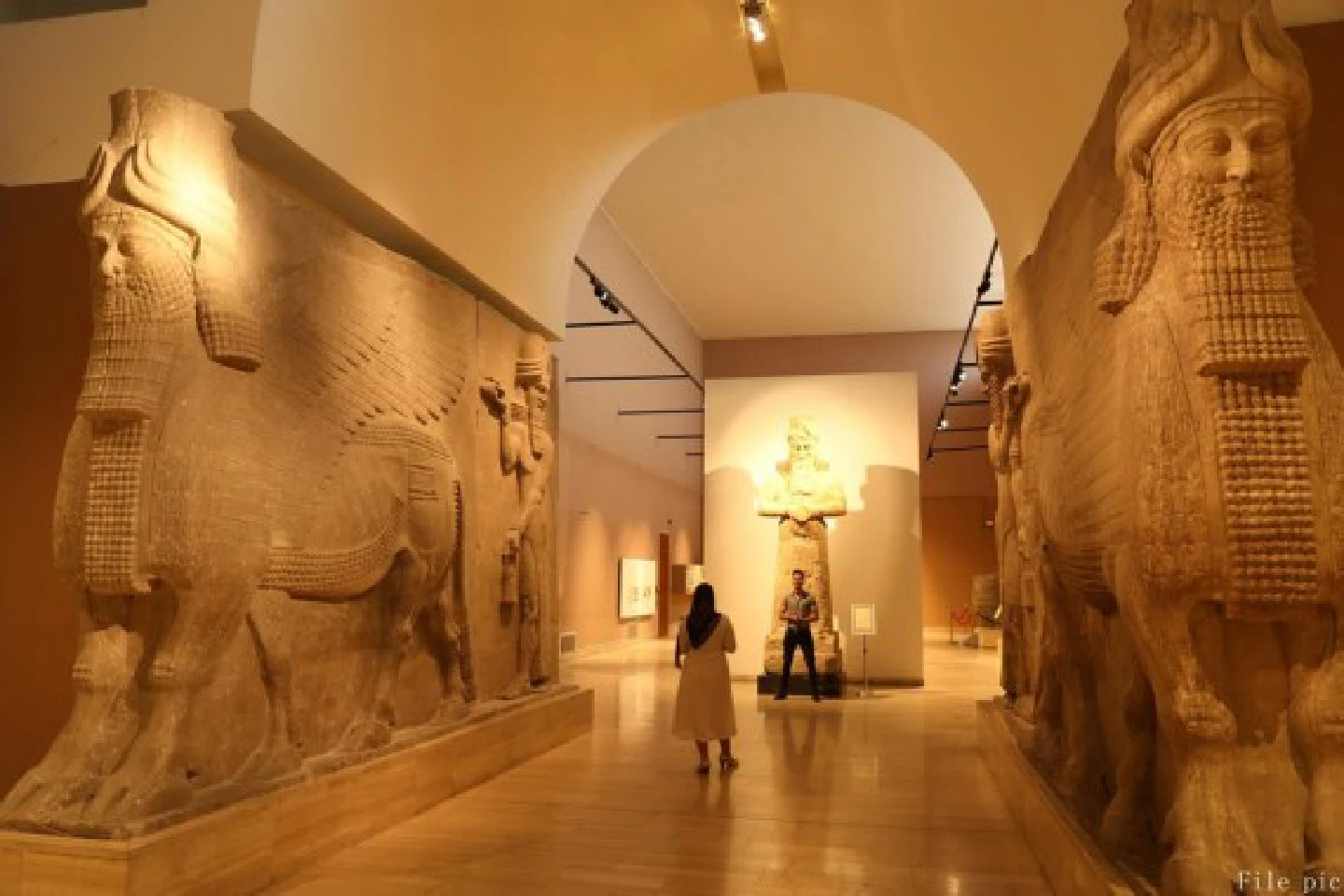 Iraq to reopen national museum after retrieving 17,000 artifacts from U.S. Iraq to reopen national museum after retrieving 17,000 artifacts from U.S.