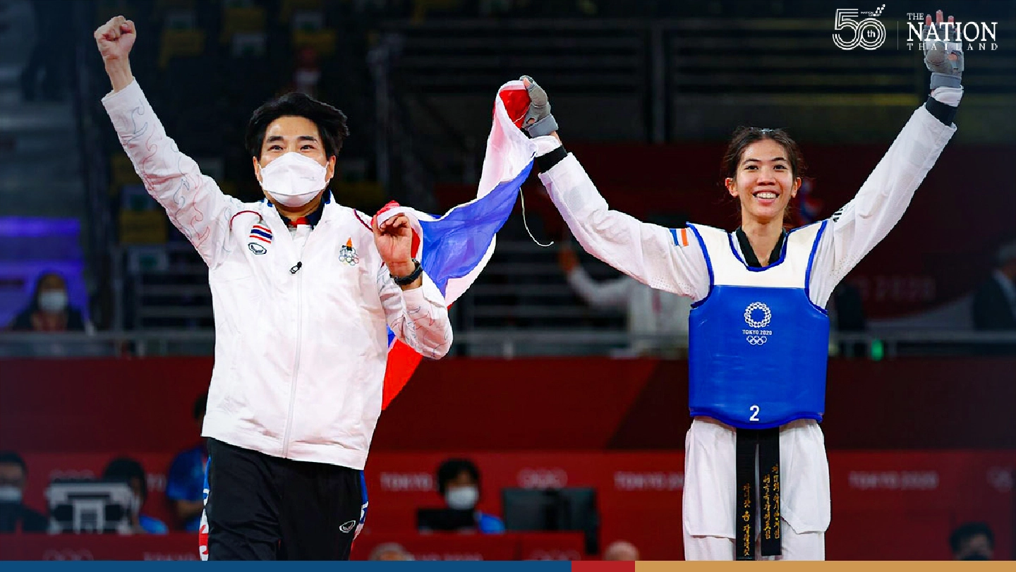 PM and Prawit congratulate Panipak for winning gold at Olympics PM and Prawit congratulate Panipak for winning gold at Olympics