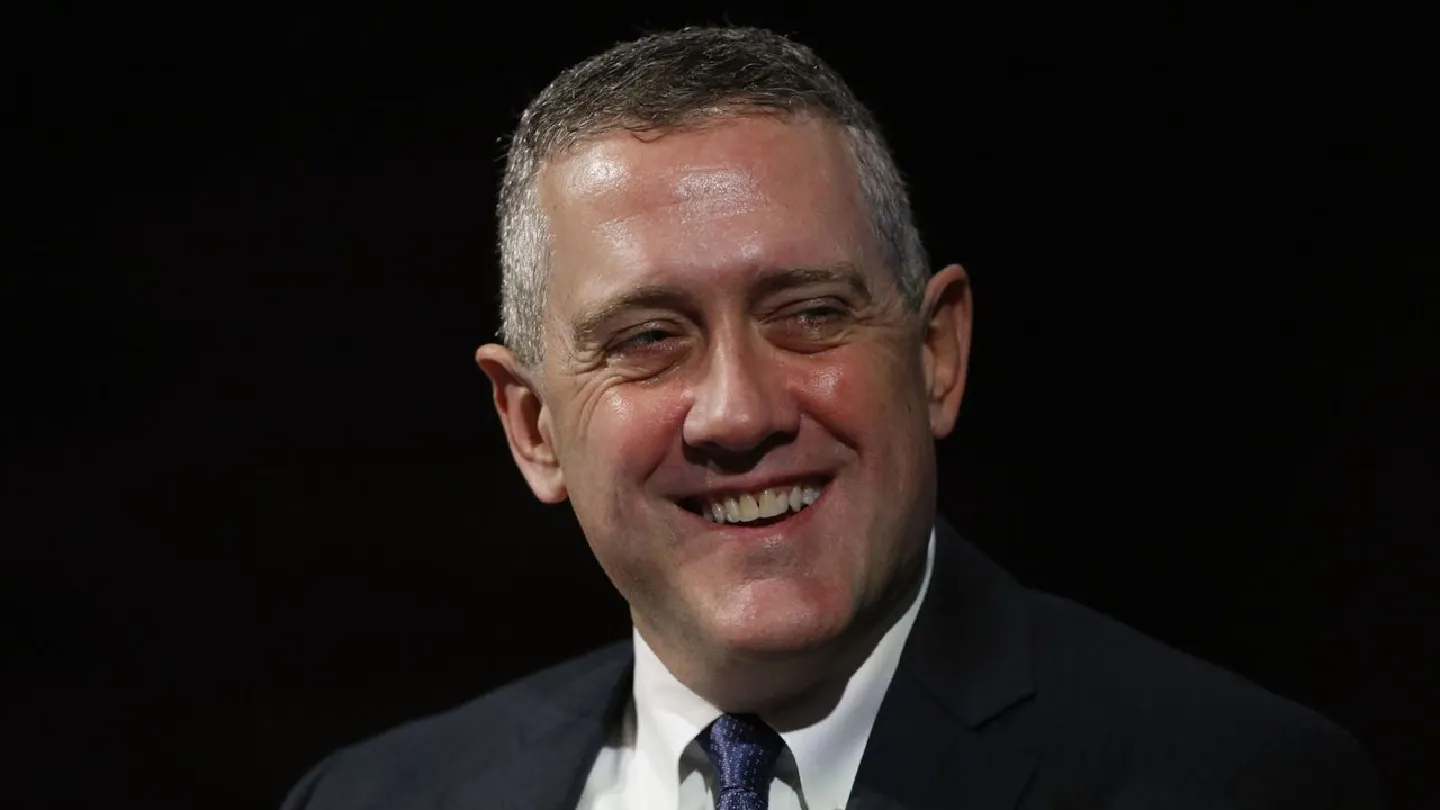 Feds Bullard urges start of bond taper with jobs goals met Feds Bullard urges start of bond taper with jobs goals met