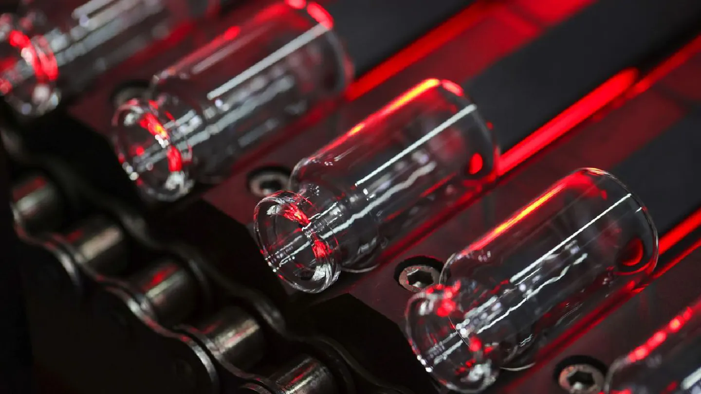 Covid vaccine makers take aim at bottlenecks to speed production Covid vaccine makers take aim at bottlenecks to speed production
