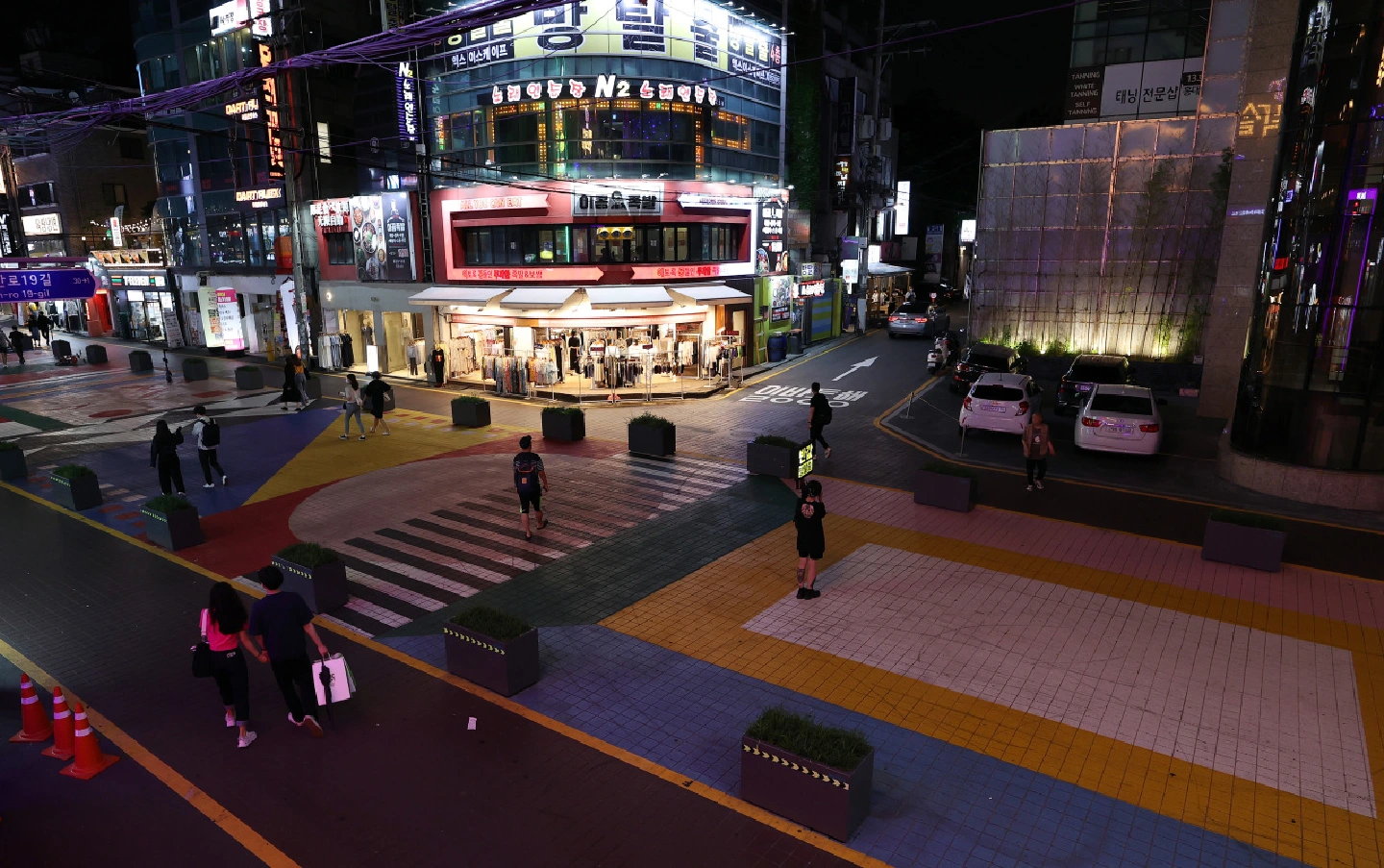 Record COVID-19 surge pushes Seoul to ‘toughest-ever’ social distancing