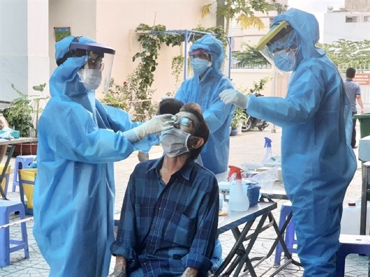 Vietnam’s cases nears 20,000 mark, with HCM City becoming largest hot spot