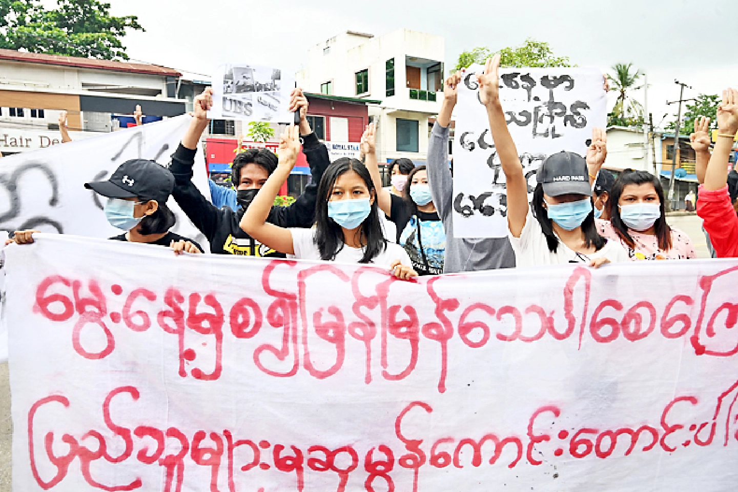 Protesters mark Myanmar coup leader’s birthday with mock funerals Protesters mark Myanmar coup leader’s birthday with mock funerals