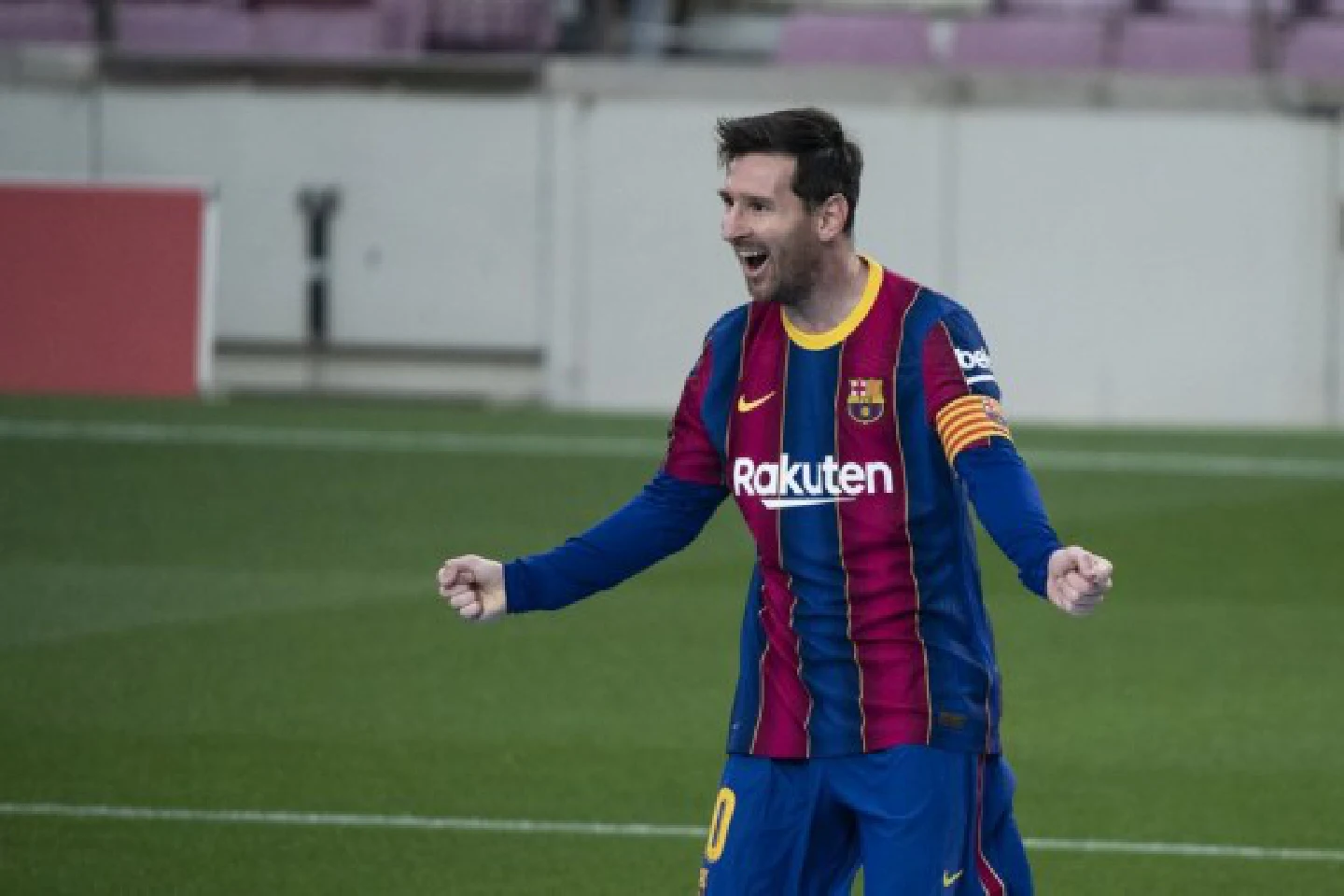 Messi close to agreeing new Barcelona deal: reports Messi close to agreeing new Barcelona deal: reports